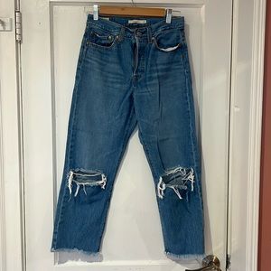 LEVIS Wedgie Straight Fit Blue Jeans